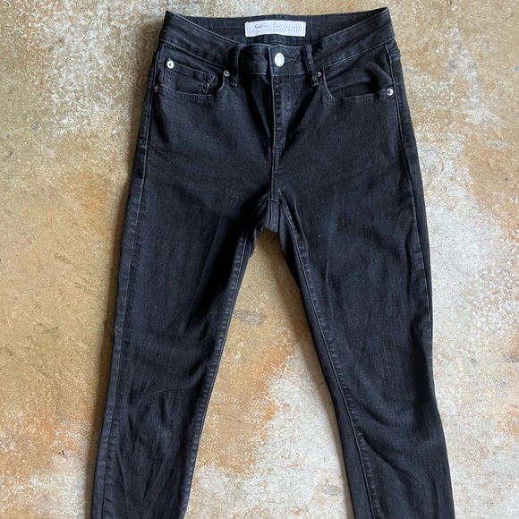 Gap Curvy Skinny black jeans so 26 - Picture 3 of 6